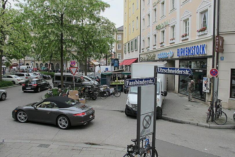 Eine Hommage an den Kult-Regisseur Rainer Werner Fassbinder findet am Samstag in den Straßen der Isarvorstadt statt.