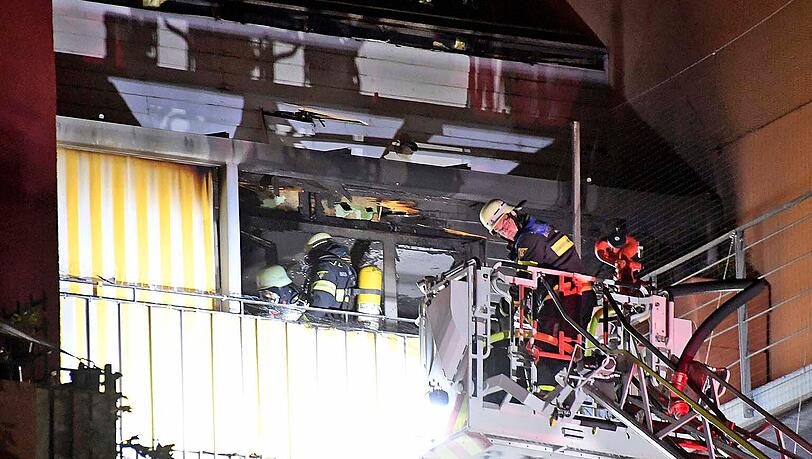 Bilder vom Feuerwehreinsatz in Ramersdorf. Bilder vom Feuerwehreinsatz in Ramersdorf.