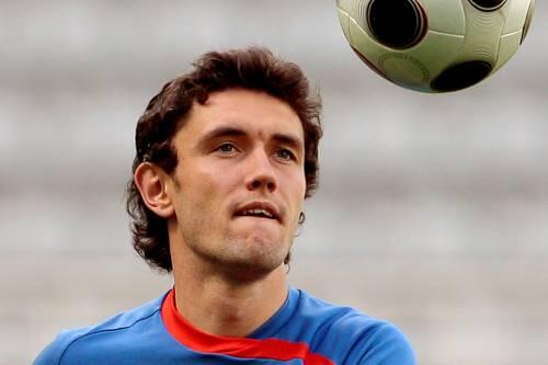 und im Jahr darauf folgte der Russe Juri Schirkow von ZSKA Moskau lieber dem Lockruf des FC Chelsea.