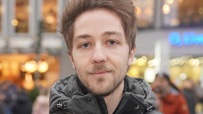 Chemietechniker Markus (31) Chemietechniker Markus (31)