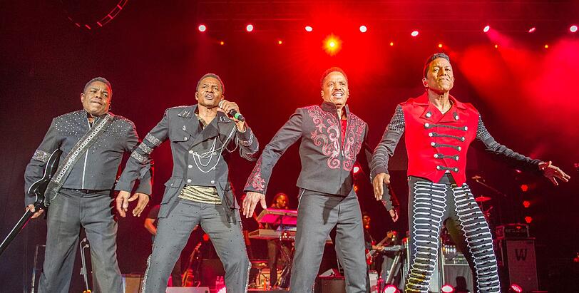 "The Jacksons" bei ihrem einzigen Konzert in der Olympiahalle in München: Die Bilder vom Konzert