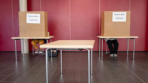 Vor sechs Jahren stand die Kommunalwahl in Bayern im Zeichen der immer heftiger werdenden Corona-Pandemie. Nun d&uuml;rfte es deutlich weniger W&auml;hler mit Schutzmasken geben. (Archivbild)