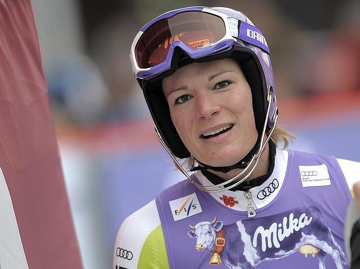 Maria Riesch trägt ihren Verlobungsring als Glücksbringer