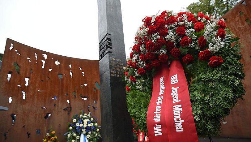 Archivfoto: Gedenken zum 35. Jahrestag des Attentats. Archivfoto: Gedenken zum 35. Jahrestag des Attentats.