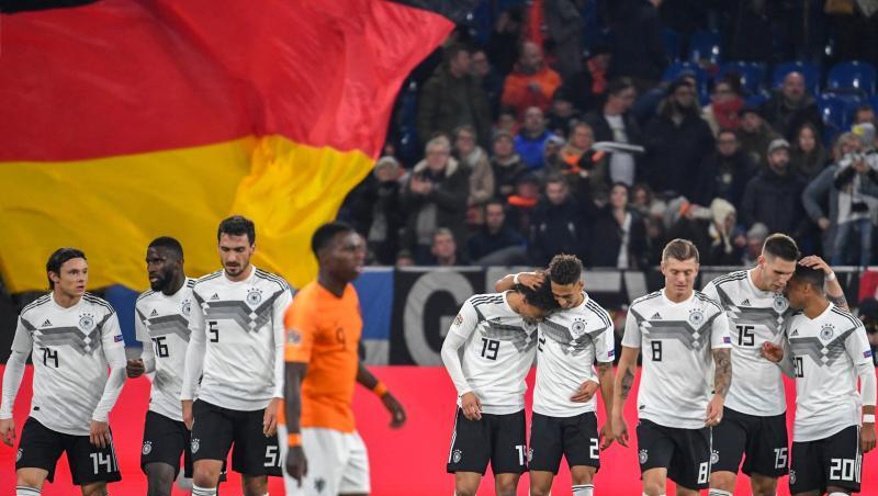 Das DFB-Team hat sich von der niederländischen Elf mit 2:2 getrennt. Das DFB-Team hat sich von der niederländischen Elf mit 2:2 getrennt.