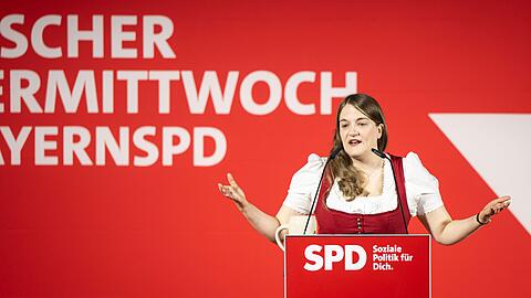Ronja Endres, Vorsitzende der SPD Bayern, am Politischen Aschermittwoch in Bayern –  (Archivbild)
