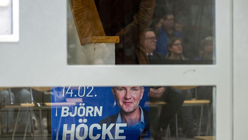 Am Samstag fand eine Wahlkampfveranstaltung in Seybothenreuth mit H&ouml;cke statt.