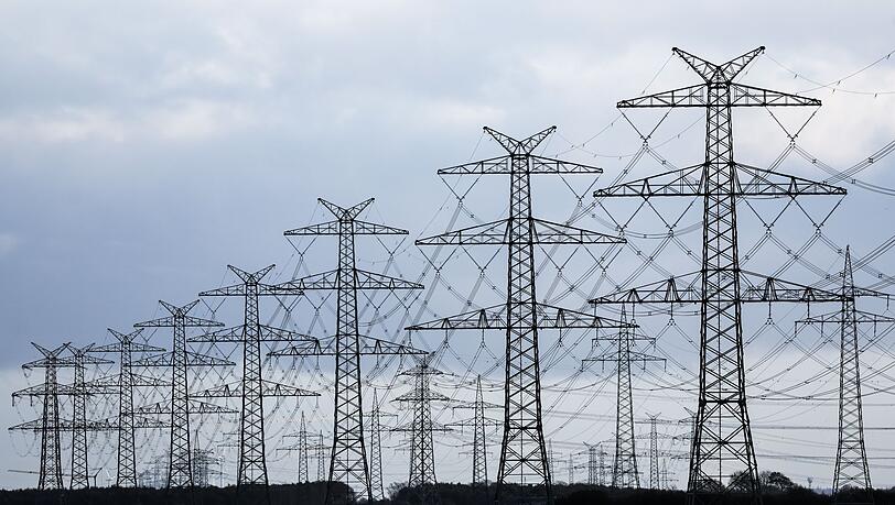 Der Bund ist jetzt Miteigentümer des Übertragungsnetzbetreibes Tennet. (Symbolbild) Der Bund ist jetzt Miteigentümer des Übertragungsnetzbetreibes Tennet. (Symbolbild)