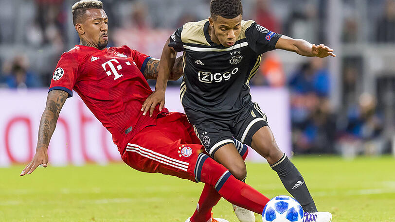 JEROME BOATENG, NOTE 5: Trotz &ndash; oder gerade wegen - seiner eineinhalb Patzer beim 0:2 in Berlin wieder dabei. Etwas passiv in der Entstehung des 1:1. Teils fahrig in den Zweikämpfen, lief oft der Musik und den flinken Ajax-Spielern hinterher.