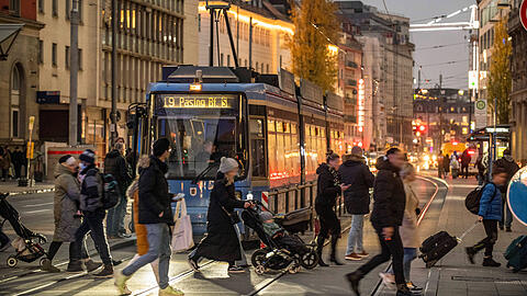 Die Familie von Kathrin Wickenh&auml;user-Egger ist seit &uuml;ber 100 Jahren im s&uuml;dlichen Bahnhofsviertel t&auml;tig &ndash; zun&auml;chst als Autoh&auml;ndler, sp&auml;ter als Hoteliers und Wirte.