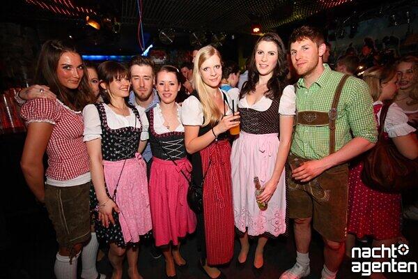 Der &bdquo;Heimatabend&ldquo; im 8 Below. Mehr Bilder von dieser Party gibt es hier: www.nachtagenten.de
