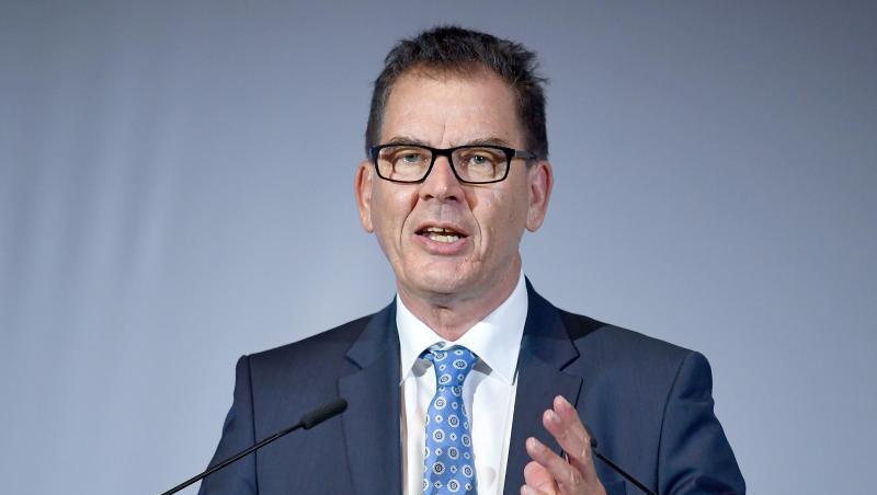 Gerd Müller (CSU), Bundesminister für wirtschaftliche Zusammenarbeit und Entwicklung. Foto: Britta Pedersen/Archiv Gerd Müller (CSU), Bundesminister für wirtschaftliche Zusammenarbeit und Entwicklung. Foto: Britta Pedersen/Archiv
