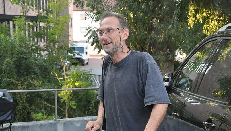 Andreas Zahn. Andreas Zahn.