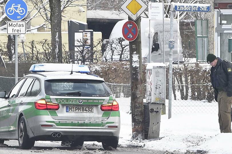Bei dem Unfall wurden mehrere Personen verletzt.