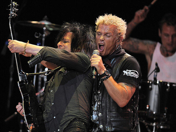 Billy Idol bei einem Konzert 2012 in Los Angeles