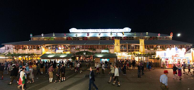 Weinzelt-Wirt und Fotograf Stephan Kuffler: Seine besten Wiesn-Bilder der vergangenen Jahre.