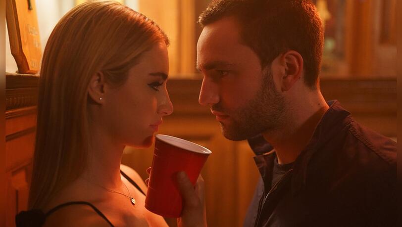 Nach drei Staffeln ist Schluss: Grace Van Patten und Jackson White in "Tell Me Lies". Nach drei Staffeln ist Schluss: Grace Van Patten und Jackson White in "Tell Me Lies".