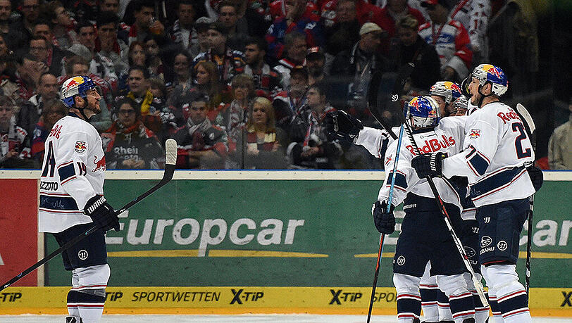 Ein Sieg noch, dann steht der EHC München im Finale der Eishockey-Playoffs.