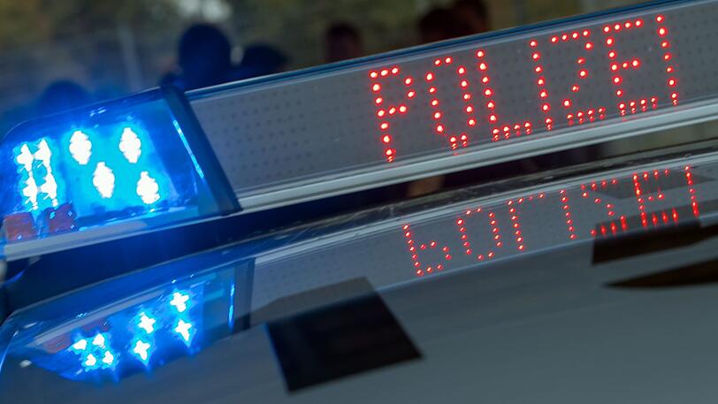 Selbst durch die Polizei ließ sich ein 19-Jähriger am Sonntagmorgen nicht beruhigen.