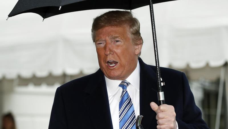 Doch keine Quarantäne für New York: US-Präsident Donald Trump ändert seine Meinung. Doch keine Quarantäne für New York: US-Präsident Donald Trump ändert seine Meinung.