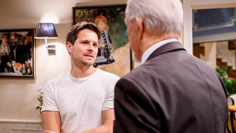 "Sturm der Liebe": Massimo (l.) ist durch Sandys Zuh&auml;lter unter Druck geraten.