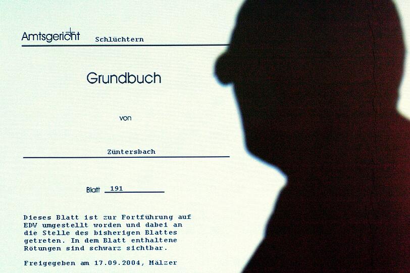 Im Grundbuch ist offiziell vermerkt, wer der tatsächliche Eigentümer eines Grundstücks ist.