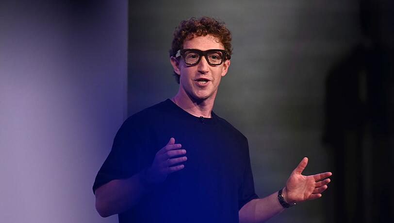 Mark Zuckerberg demonstrierte die Brille mit Display auf der hauseigenen Konferenz Meta Connect.