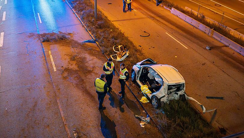 Bei einem Unfall in München sind mehrere Personen verletzt worden. Bei einem Unfall in München sind mehrere Personen verletzt worden.