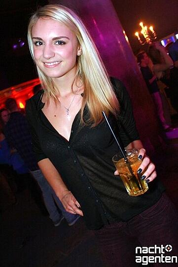 Im Neuraum wurde am Smastag schonmal kräftig für die kommenden Partytage geübt. Noch mehr Fotos unter:www.nachtagenten.de.