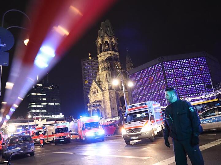 Verschiedene Medien berichten, dass dem BND ein Video vorlag, in dem Amri seine Tat ankündigte.