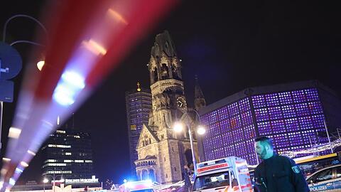 Verschiedene Medien berichten, dass dem BND ein Video vorlag, in dem Amri seine Tat ankündigte.