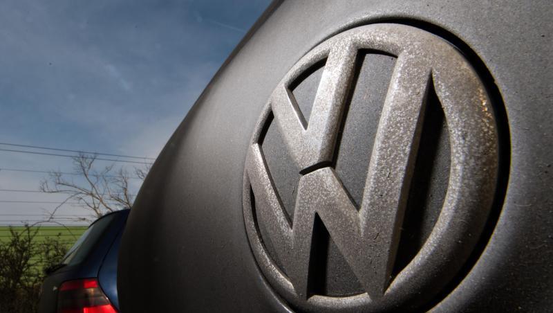 VW und Österreich haben sich im Streit über die Wertminderung an etwa 2100 Polizeifahrzeugen geeinigt. VW und Österreich haben sich im Streit über die Wertminderung an etwa 2100 Polizeifahrzeugen geeinigt.