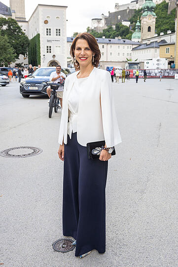 Karoline Edtstadler