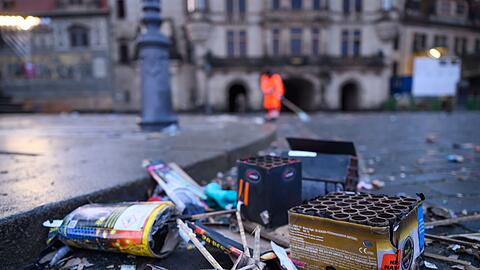 Die meisten Feiern blieben friedlich, in manchen F&auml;llen hatte die B&ouml;llerei aber schlimme Folgen.