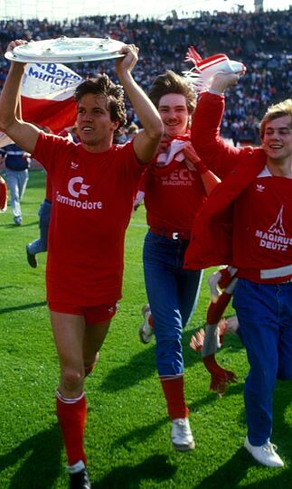 Spiel FC Bayern München - Bor. Mönchengladbach in der Saison 1985/86: Lothar Matthäus jubelt ausgelassen nach dem Tor zur Deutschen Meisterschaft.