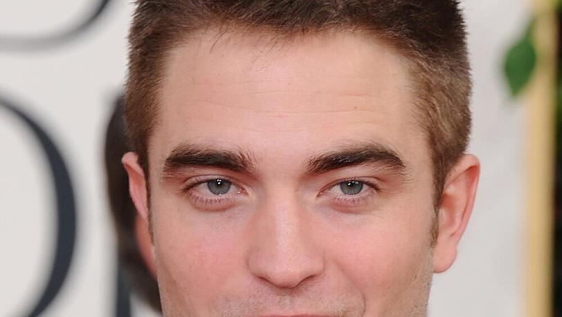 Soll wieder verliebt sein: Robert Pattinson Soll wieder verliebt sein: Robert Pattinson