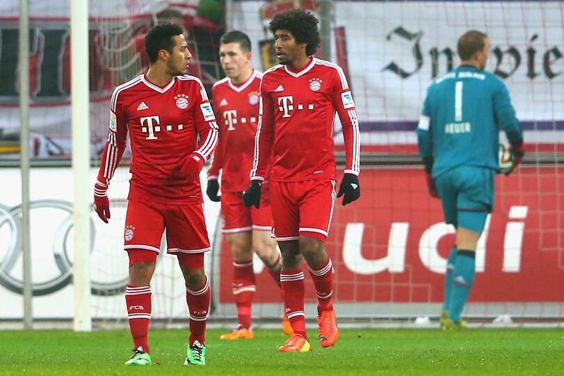 Der FC Bayern ist doch nicht unschlagbar. Im Testspiel bei Red Bull Salzburg verloren die Münchner klar mit 0:3.