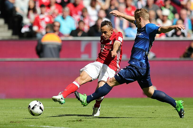 RAFINHA, Note 2: Der Deutsch-Brasilianer wurde erstmals seit 2015 wieder in die Seleçao berufen, der Lohn für seine ordentlichen Leistungen bei Bayern. Auffällig: Wenn Kapitän Lahm mal pausierte, ließ Ancelotti Rafinha spielen &ndash; und nicht Joshua Kimmich.
