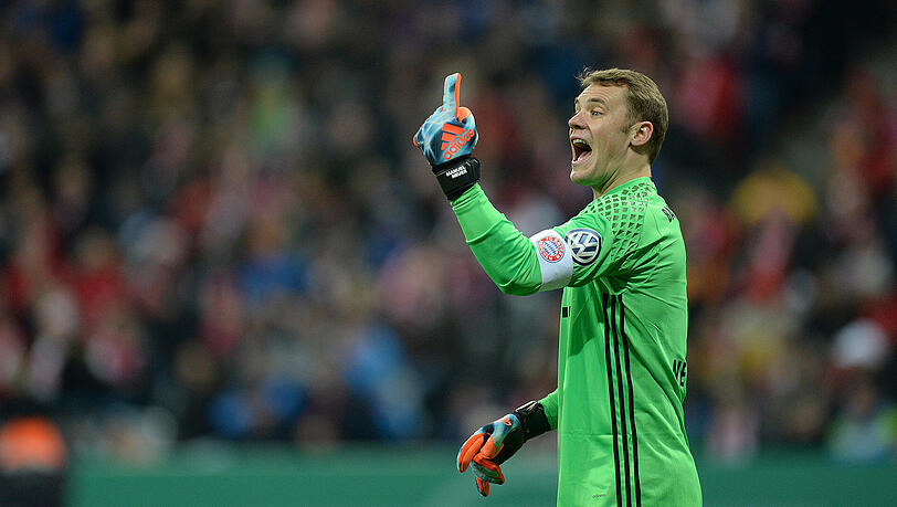 Der Weg nach oben ist noch nicht komplett versperrt: Manuel Neuer glaubt an seine Bayern. Der Weg nach oben ist noch nicht komplett versperrt: Manuel Neuer glaubt an seine Bayern.