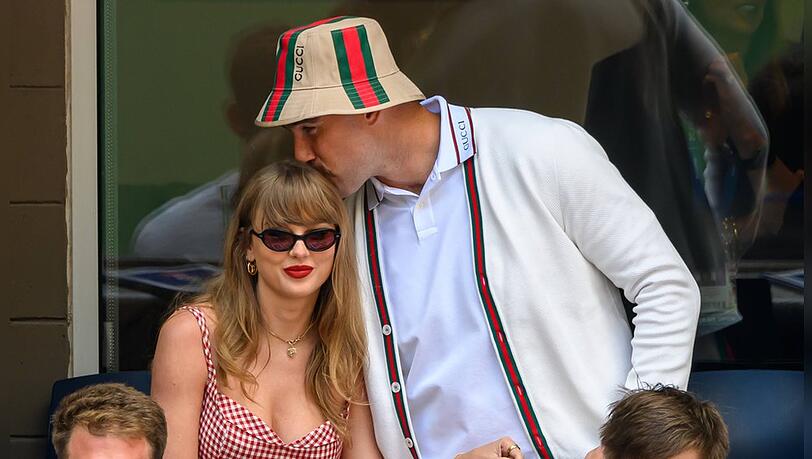 Taylor Swift und Travis Kelce haben am 3. Juli in New York geheiratet. Taylor Swift und Travis Kelce haben am 3. Juli in New York geheiratet.