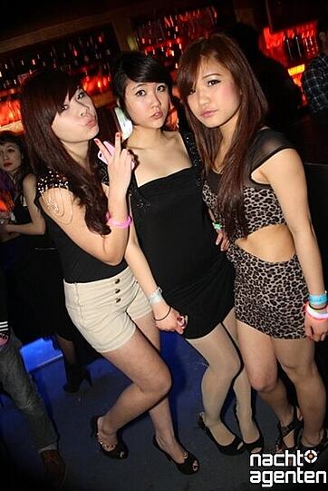 Korea-Style: Im Mandalina legte am Freitag die koreanische DJane Luz auf - "Kara Seoul Anniversary". Mehr Bilder unter: www.nachtagenten.de