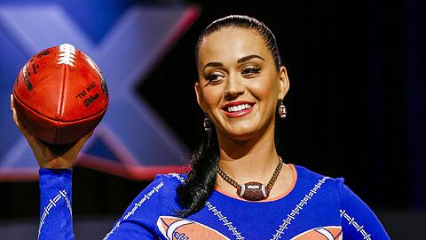 Katy Perry ist für das Football-Event perfekt durchgestylt.