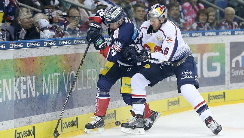 Die Eisbären Berlin schlagen in eigener Halle den EHC München und gleichen in der Best-of-Seven-Serie zum 1:1 aus. Die Eisbären Berlin schlagen in eigener Halle den EHC München und gleichen in der Best-of-Seven-Serie zum 1:1 aus.