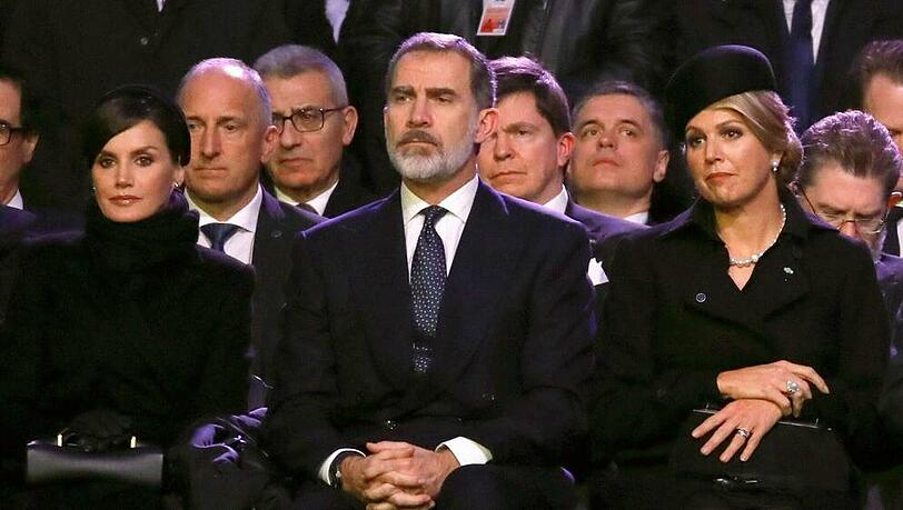 Bei der Gedenkveranstaltung in Auschwitz-Birkenau vereint (v.l.): Königin Letizia, König Felipe VI und Königin Máxima Bei der Gedenkveranstaltung in Auschwitz-Birkenau vereint (v.l.): Königin Letizia, König Felipe VI und Königin Máxima
