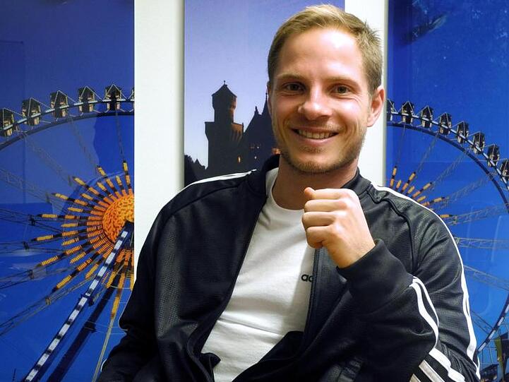 Profisurfer Sebastian Steudtner. Foto: picture alliance / dpa/Archivbild