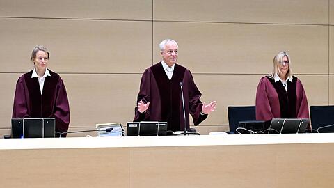 Der Senat &auml;u&szlig;erte Bedenken an dem Urteil aus Koblenz.