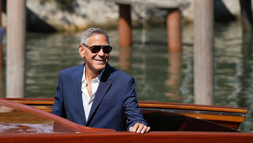 George Clooney auf dem Weg zum Lido. George Clooney auf dem Weg zum Lido.