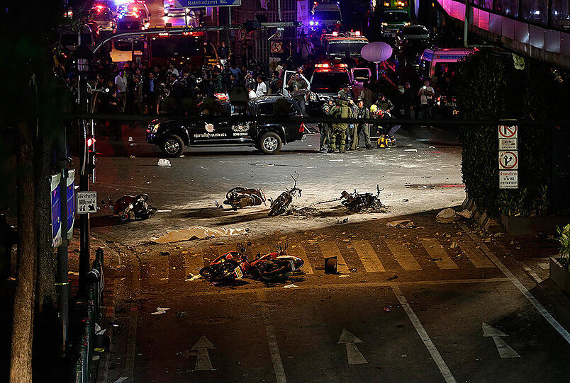 Eine Explosion hat am Montag das Stadtzentrum von Bangkok erschüttert. Offenbar gibt es zahlreiche Tote und Verletzte.