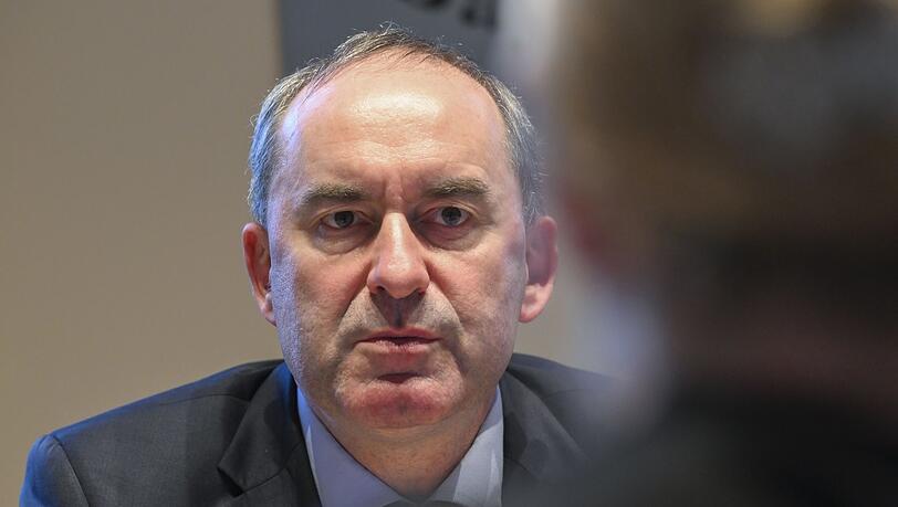 Er will mit seinen Freien Wählern in den Bundestag: Hubert Aiwanger. Drei Direktmandate und die Grundmandatsklausel sollen den Weg ebnen.