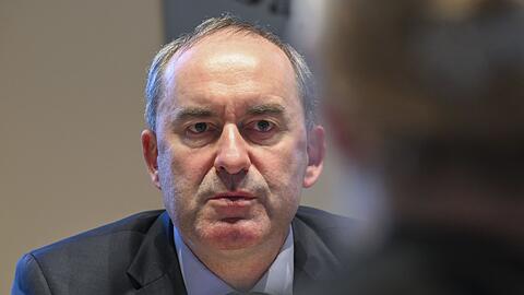 Er will mit seinen Freien Wählern in den Bundestag: Hubert Aiwanger. Drei Direktmandate und die Grundmandatsklausel sollen den Weg ebnen.
